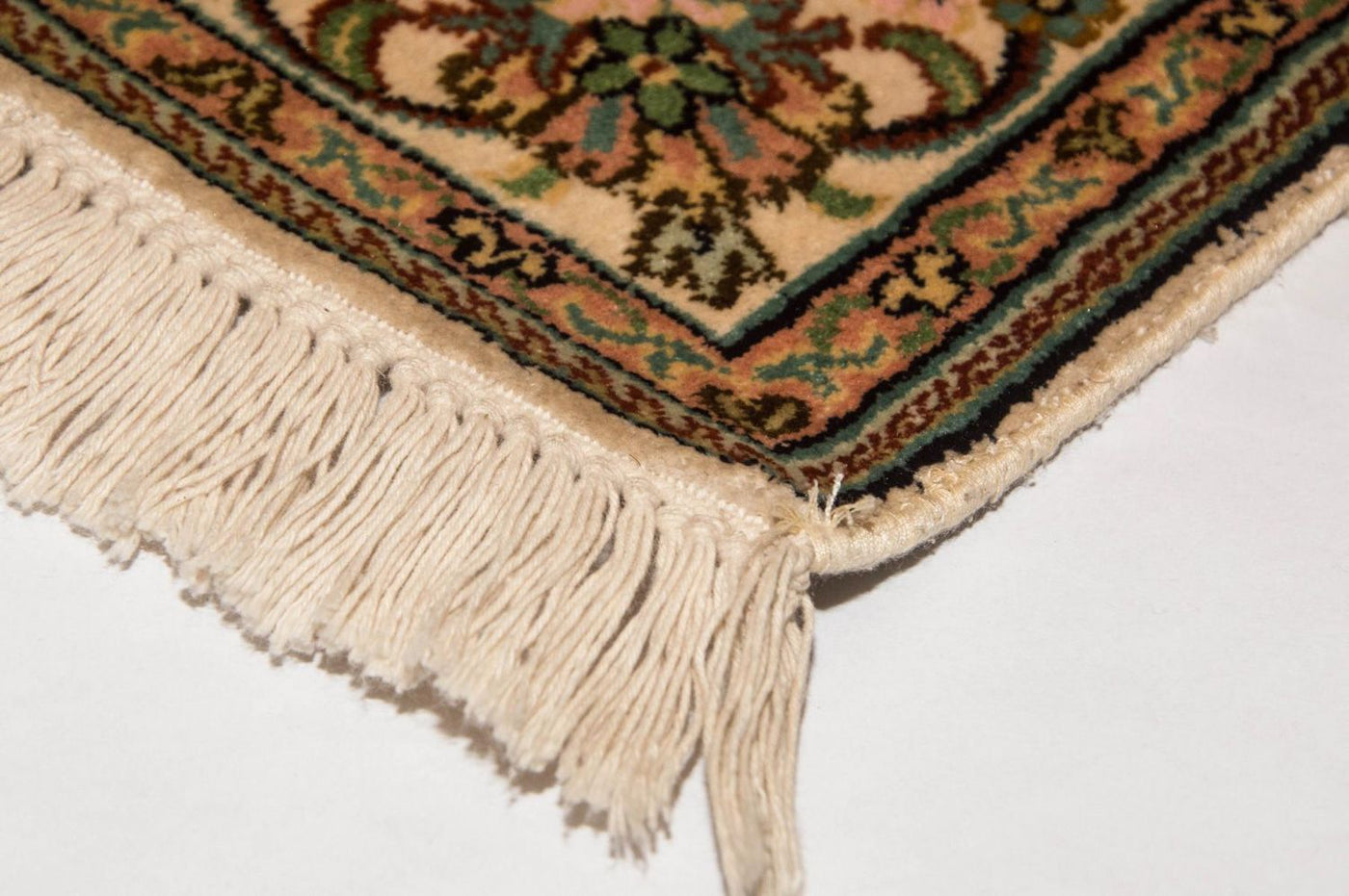 Silketeppe - Kashmir silke - 148 x 93 cm - beige