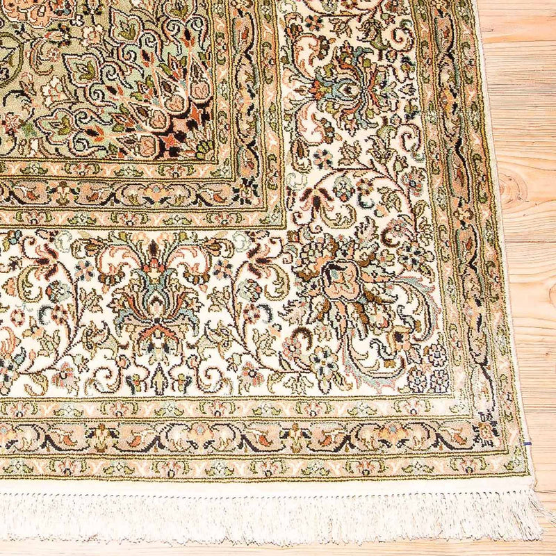 Silketeppe - Kashmir silke - 314 x 213 cm - beige