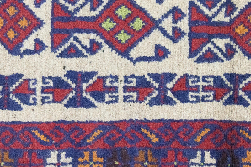 Balutsj-teppe - 129 x 77 cm - beige