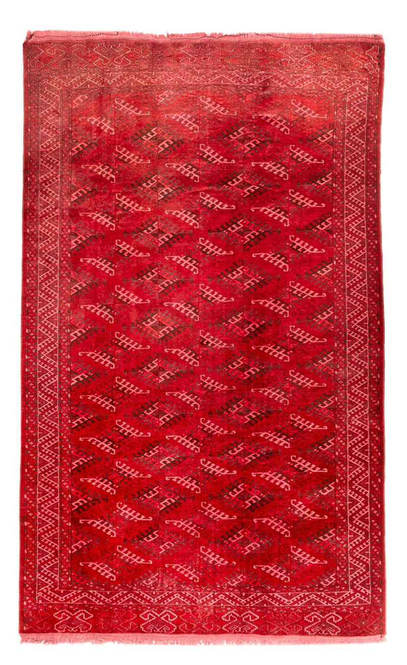 Persisk teppe 323x279cm