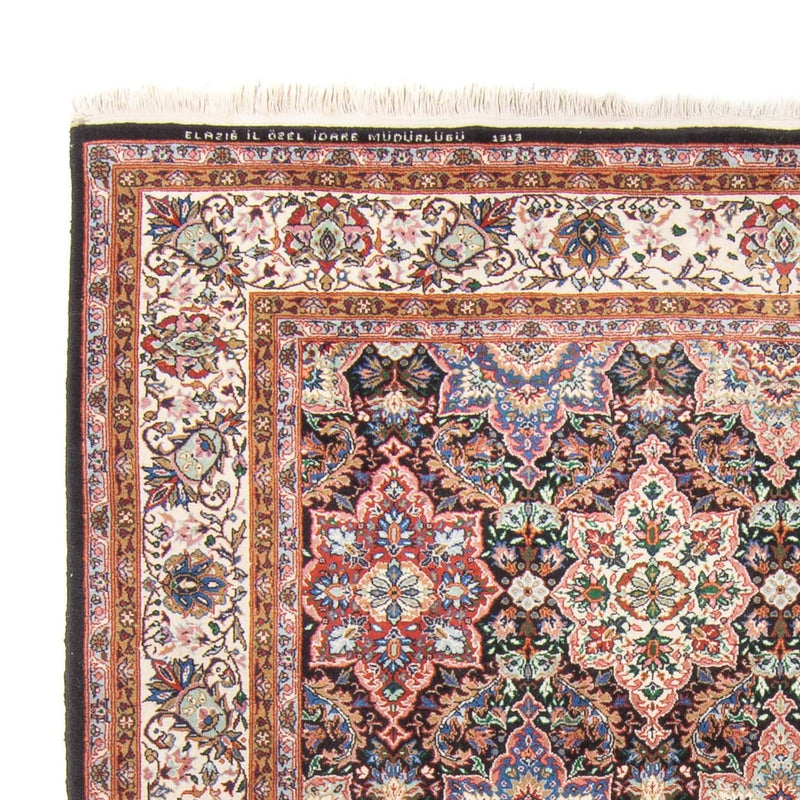 Hereke Teppe 252x176cm - Orientalsk teppe