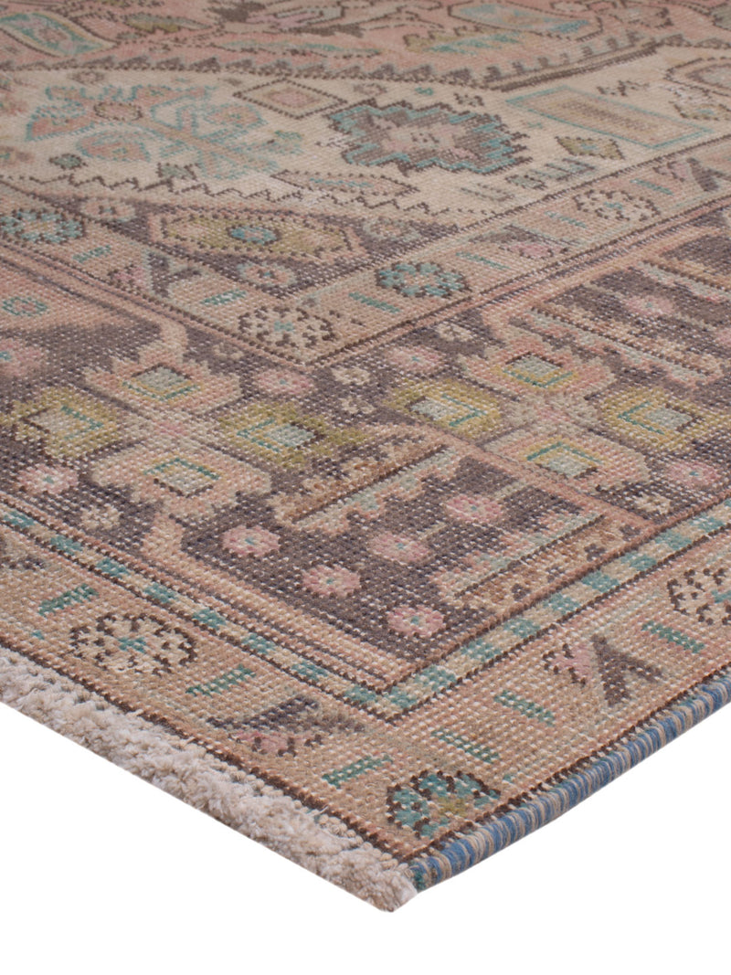 Vintage Carpet 194x278cm