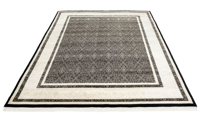 Orientalsk teppe 246x204cm