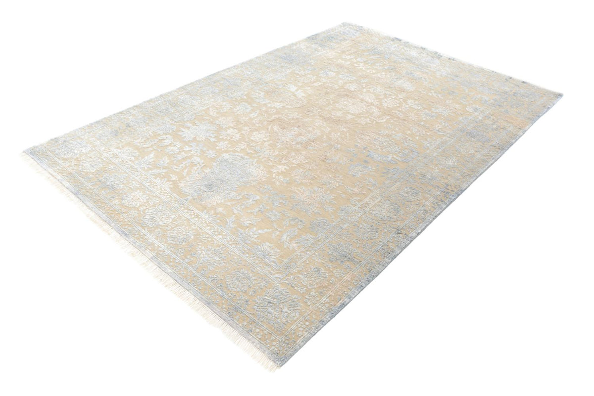Designerteppe 166x243cm - lys beige