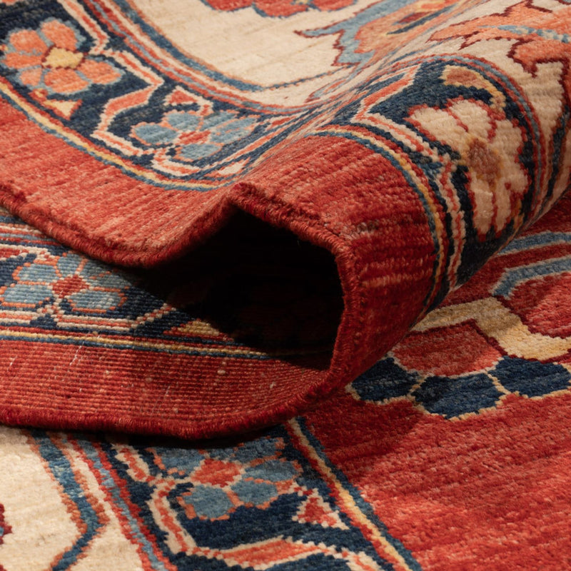 Ushak Teppe 313x254cm - Orientalsk teppe