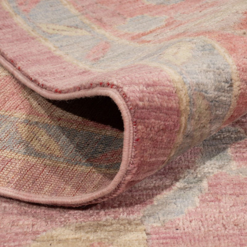 Ushak Teppe 369x267cm - Orientalsk teppe