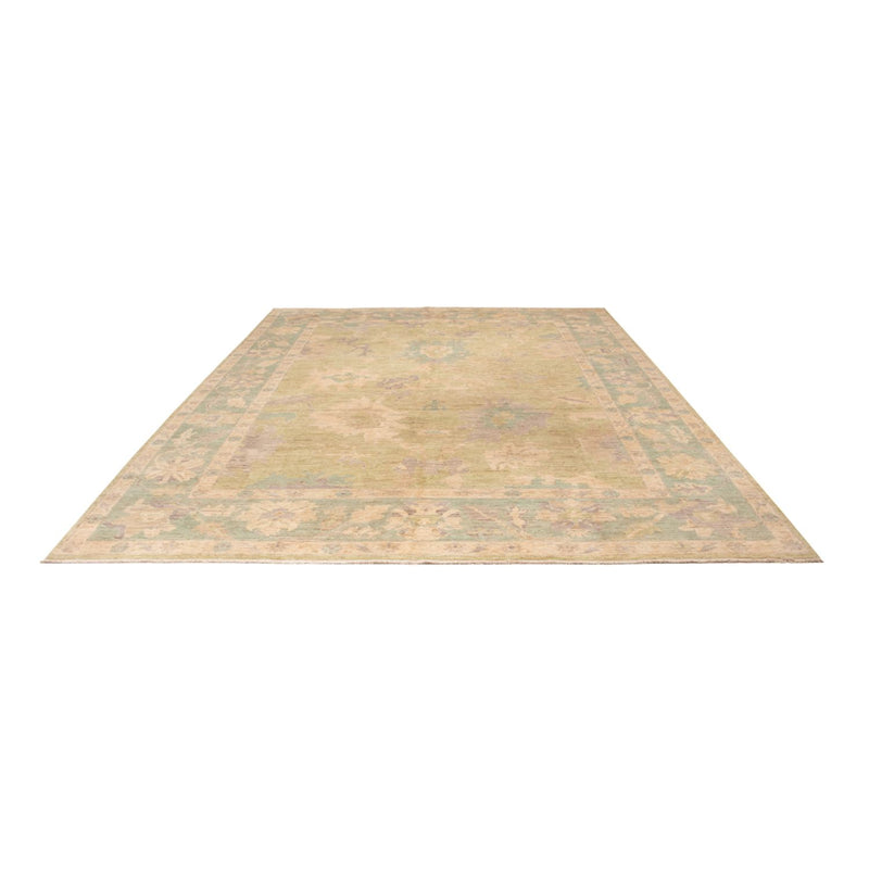 Ushak Teppe 412x305cm - Orientalsk teppe