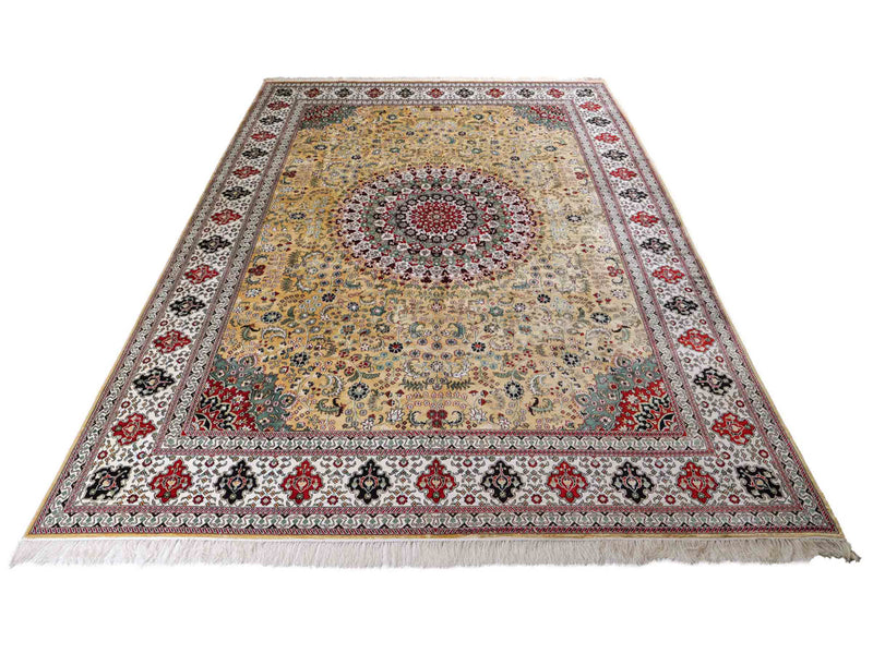 Silketeppe - Kina silke - 373 x 275 cm - lys beige