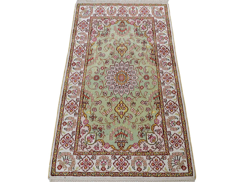 Silketeppe - Kina silke - 93 x 63 cm - sand
