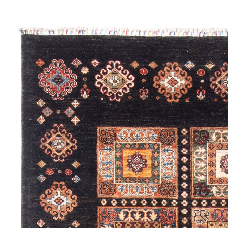 Bakhtiari Teppe 236x178cm - Orientalsk teppe