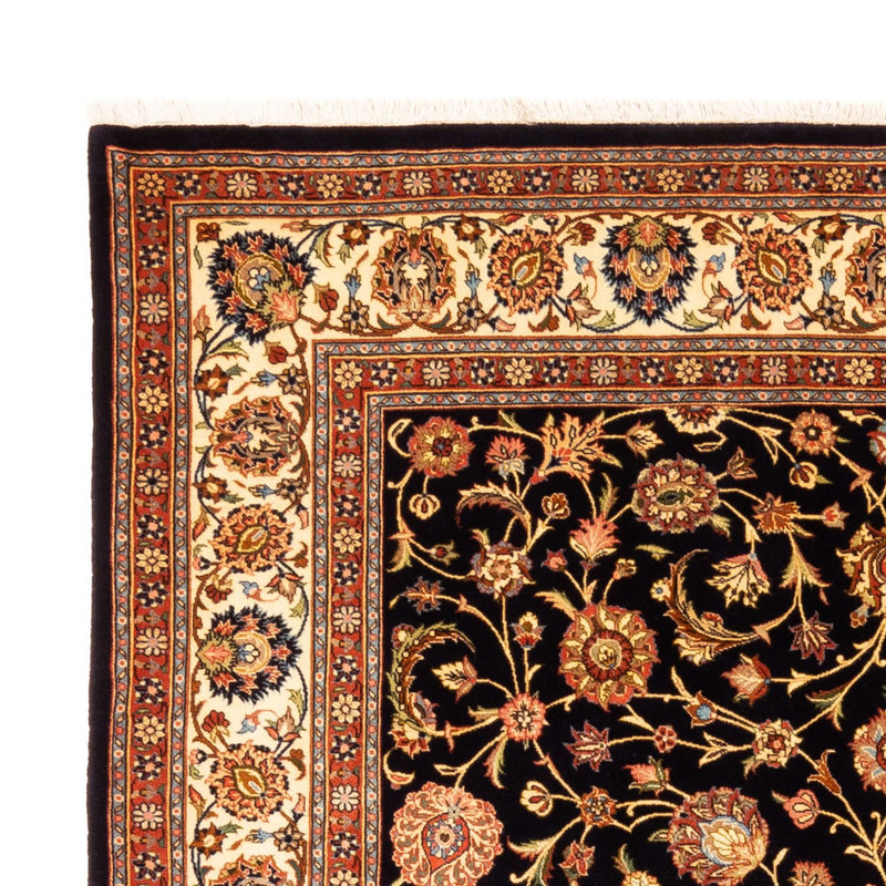 Mashhad Teppe 215x273cm - Persisk teppe