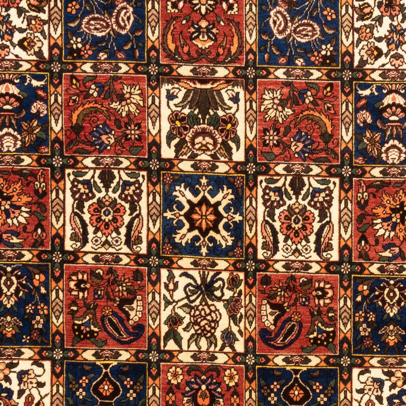 Bakhtiari Teppe 240x158cm - Persisk teppe
