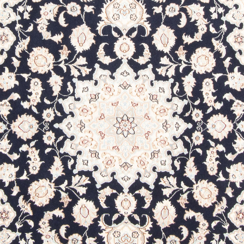 Nain - 9La Teppe 121x173cm - Persisk teppe