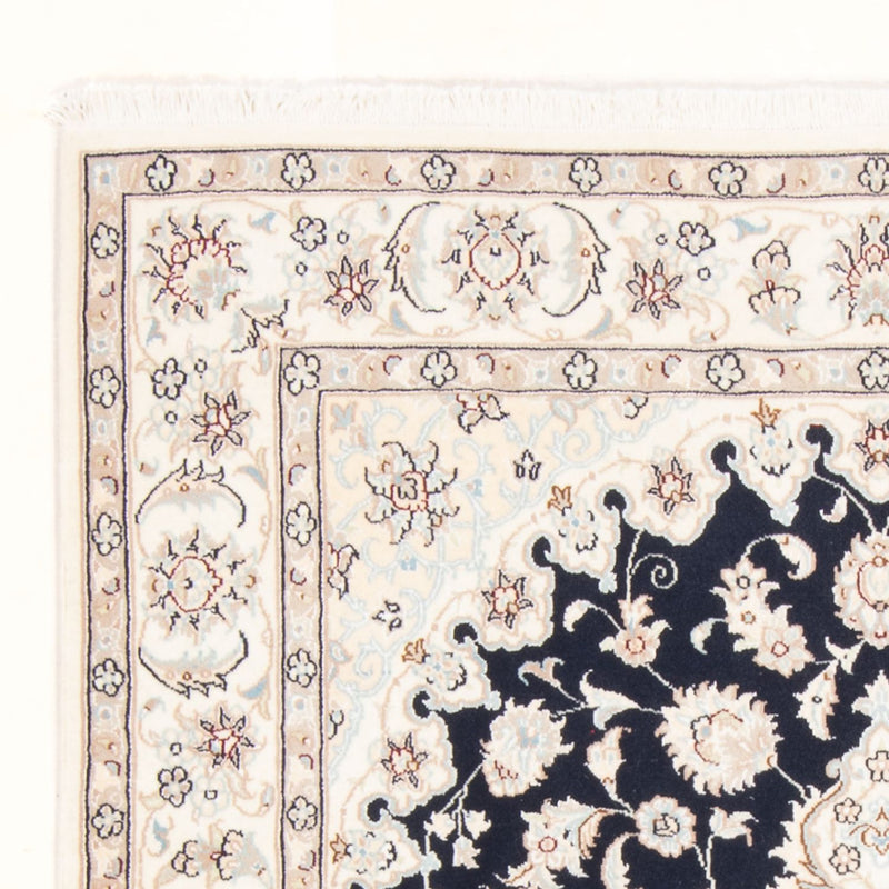 Nain - 9La Teppe 121x173cm - Persisk teppe