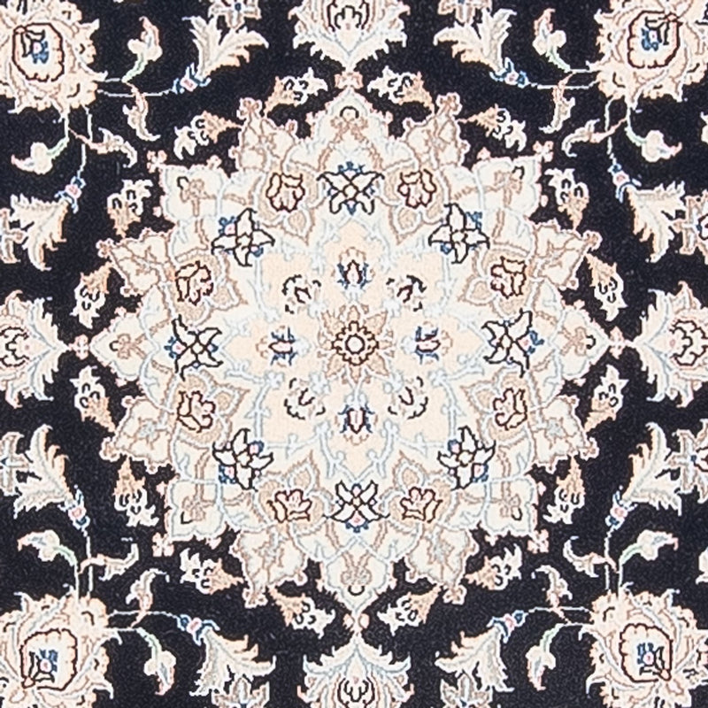 Nain - 6 la Teppe 105x104cm - Persisk teppe
