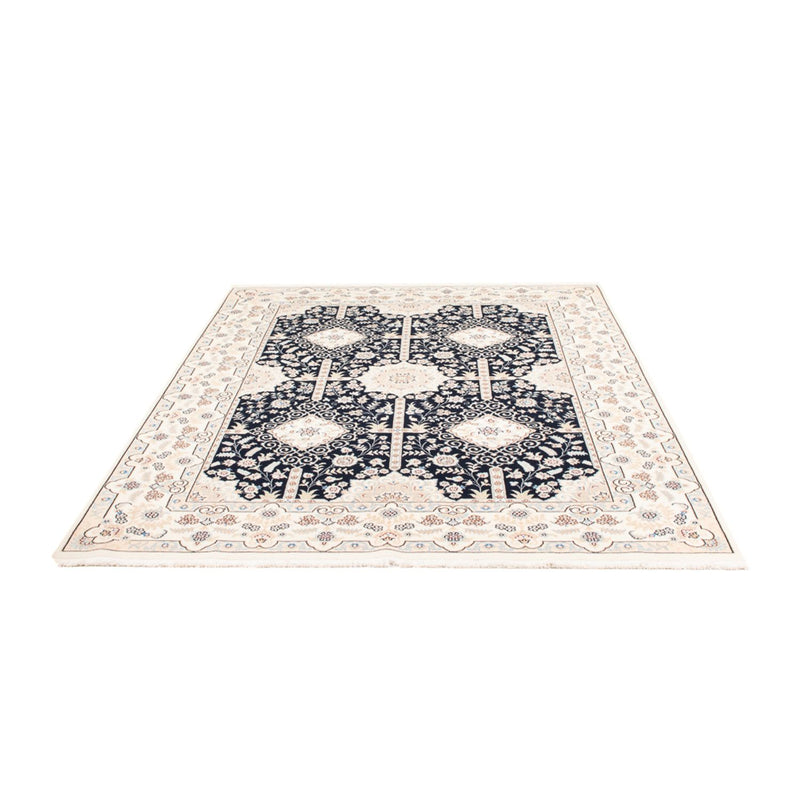 Nain Teppe 233x170cm - Persisk teppe