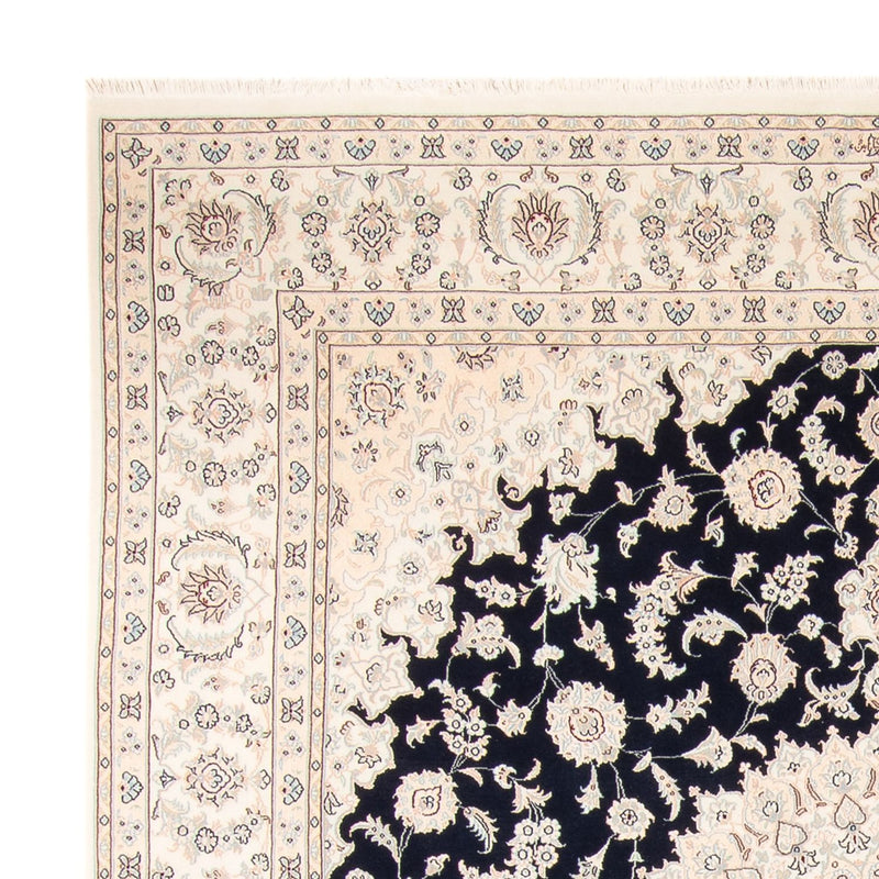 Nain Teppe 268x245cm - Persisk teppe