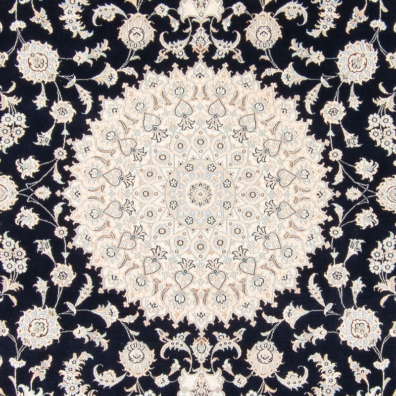 Nain Teppe 247x259cm - Persisk teppe
