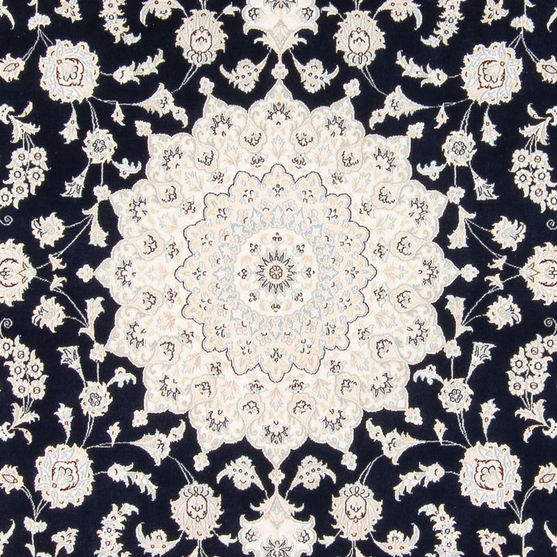 Nain Teppe 264x246cm - Persisk teppe