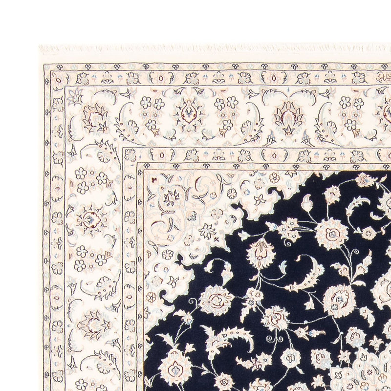 Nain Teppe 200x210cm - Persisk teppe