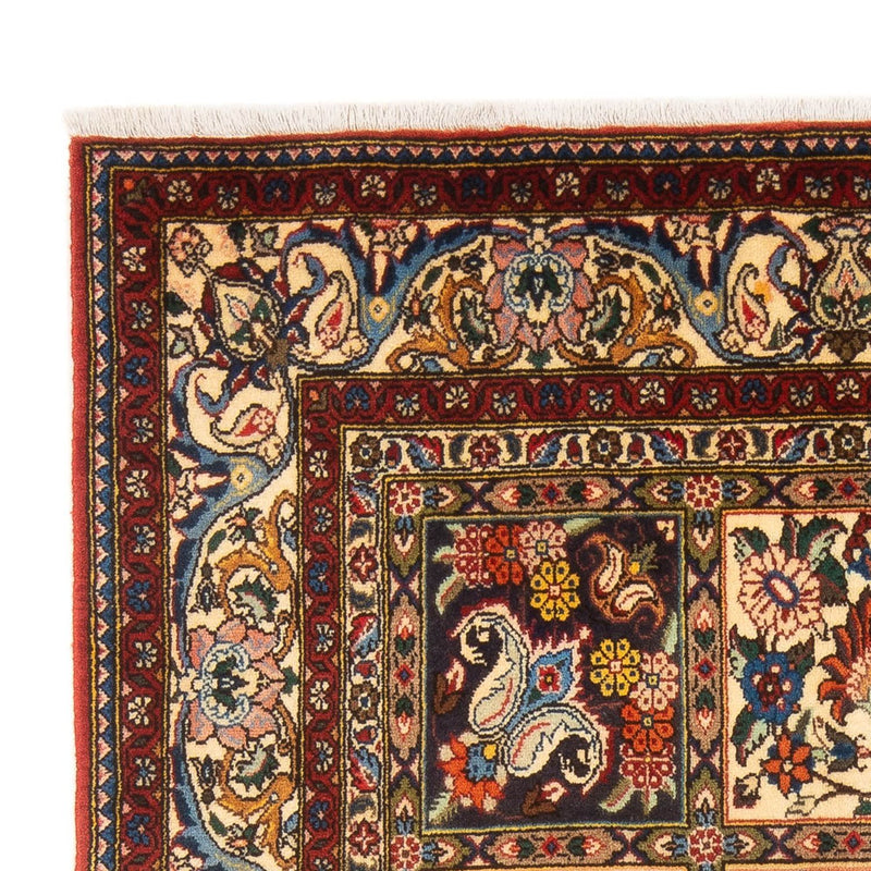 Bakhtiari Teppe 212x136cm - Persisk teppe
