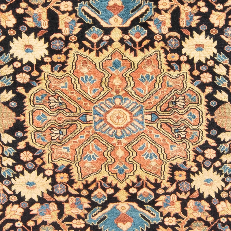 Nahavand Teppe 152x227cm - Persisk teppe