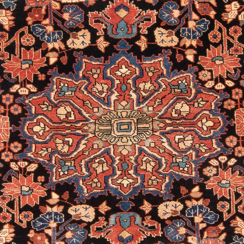 Nahavand Teppe 237x170cm - Persisk teppe
