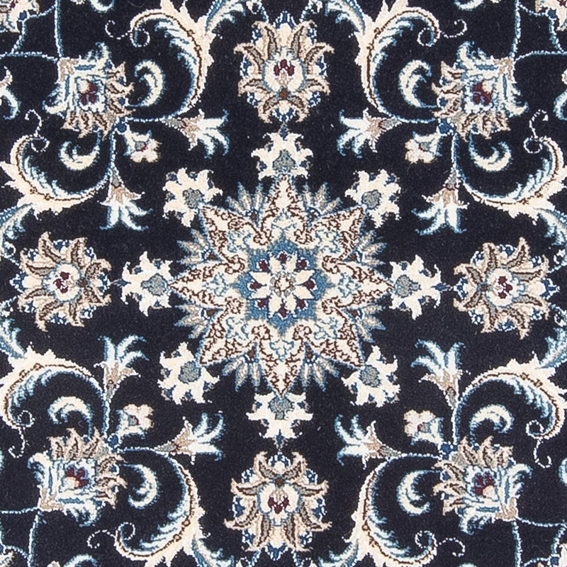 Nain Teppe 150x150cm - Persisk teppe