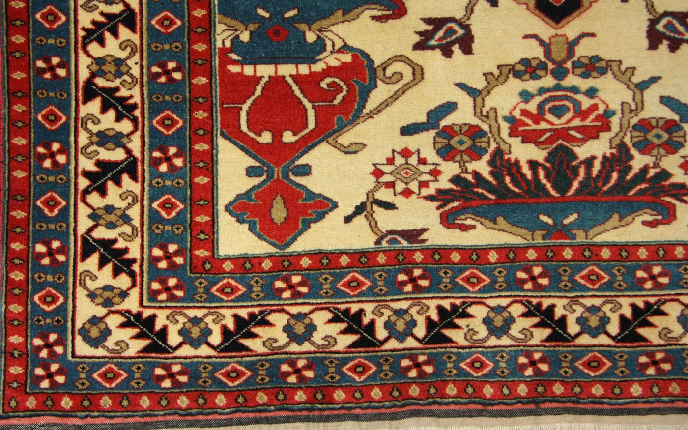 Afghansk teppe 135x114cm - Orientalsk teppe