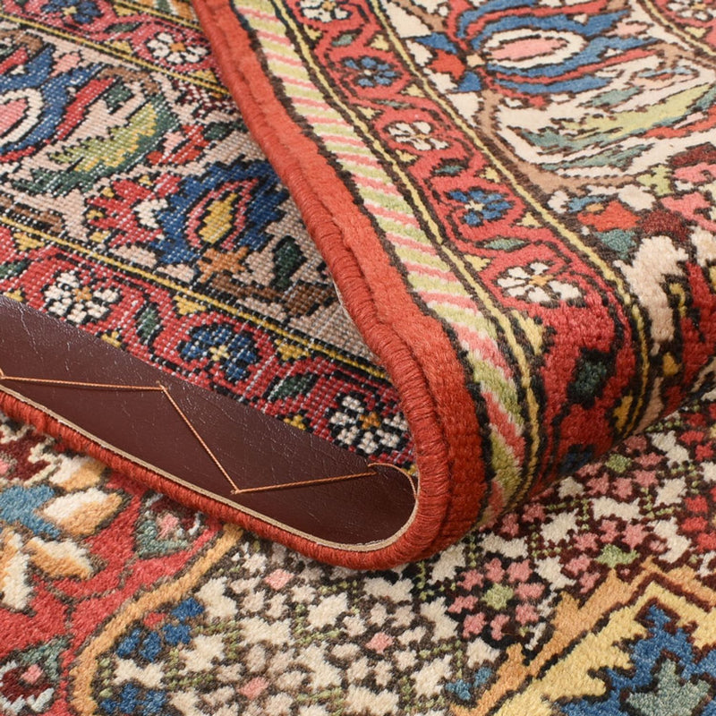 Bakhtiari Teppe 194x136cm - Persisk teppe