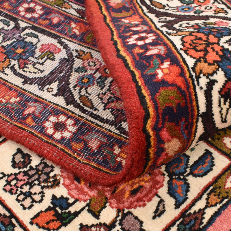 Bakhtiari Teppe 191x136cm - Persisk teppe