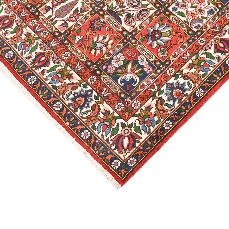 Bakhtiari Teppe 192x140cm - Persisk teppe