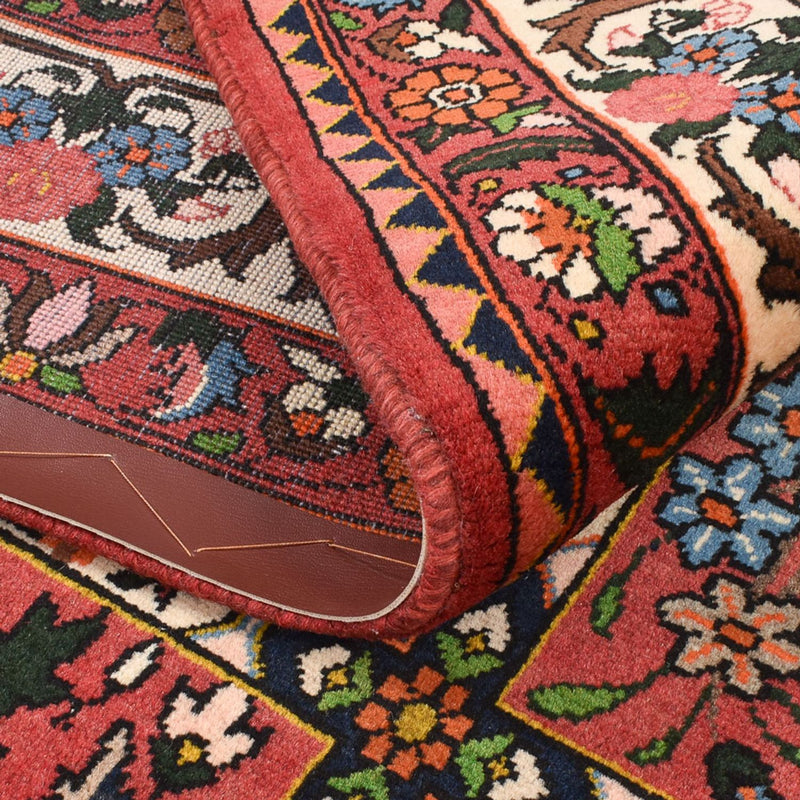 Bakhtiari Teppe 137x199cm - Persisk teppe