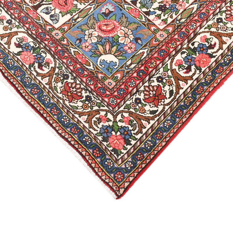 Bakhtiari Teppe 135x196cm - Persisk teppe