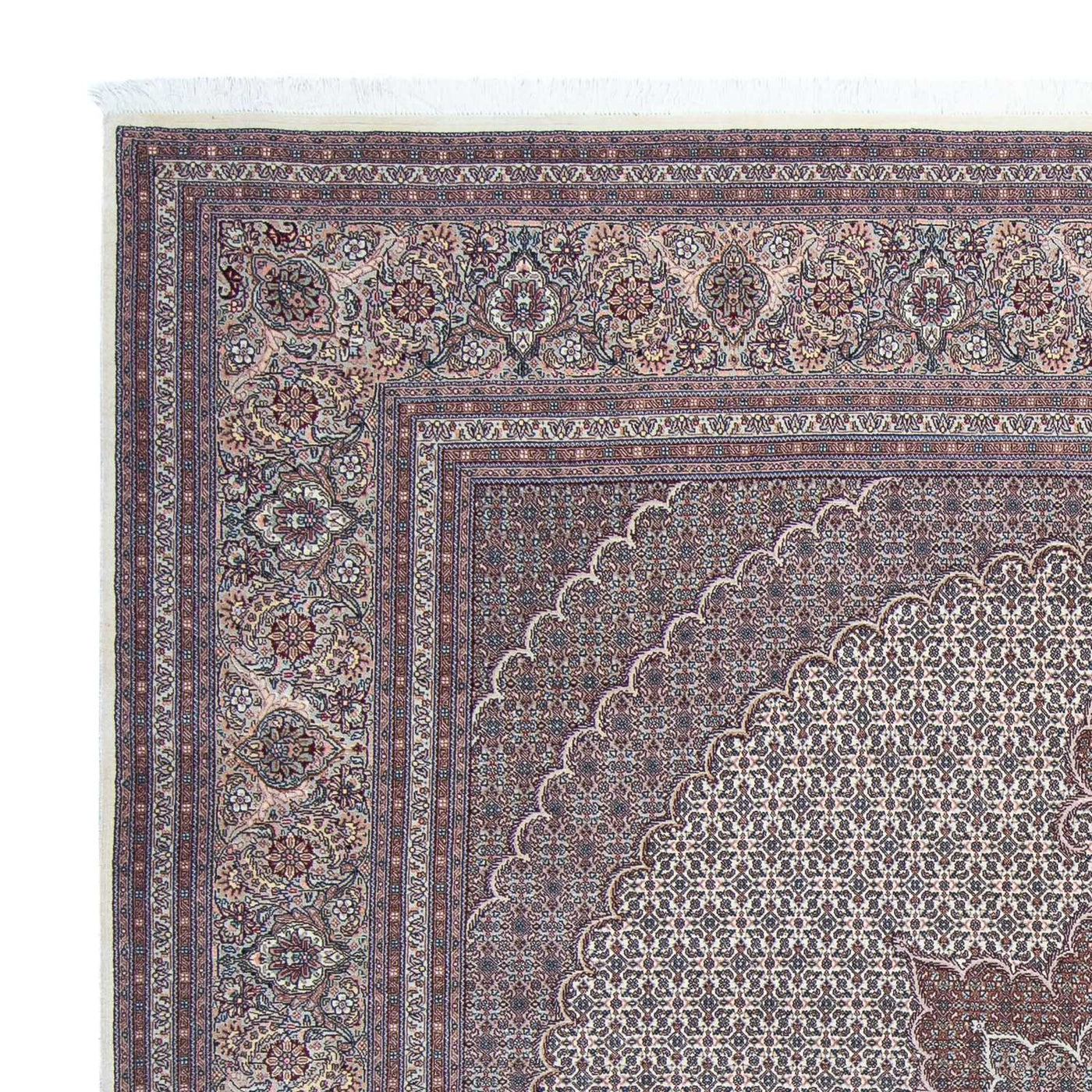 Tabriz Teppe 258x252cm - Persisk teppe