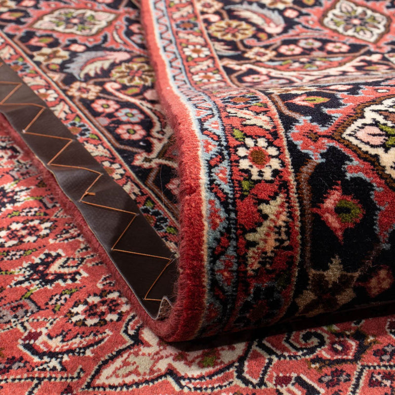 Persisk teppe - Bijar - 343 x 250 cm - mørk rød
