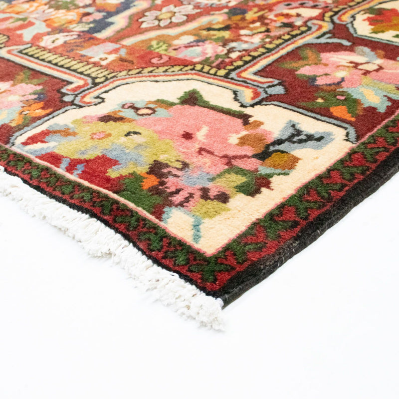 Bakhtiari Teppe 197x136cm - Persisk teppe