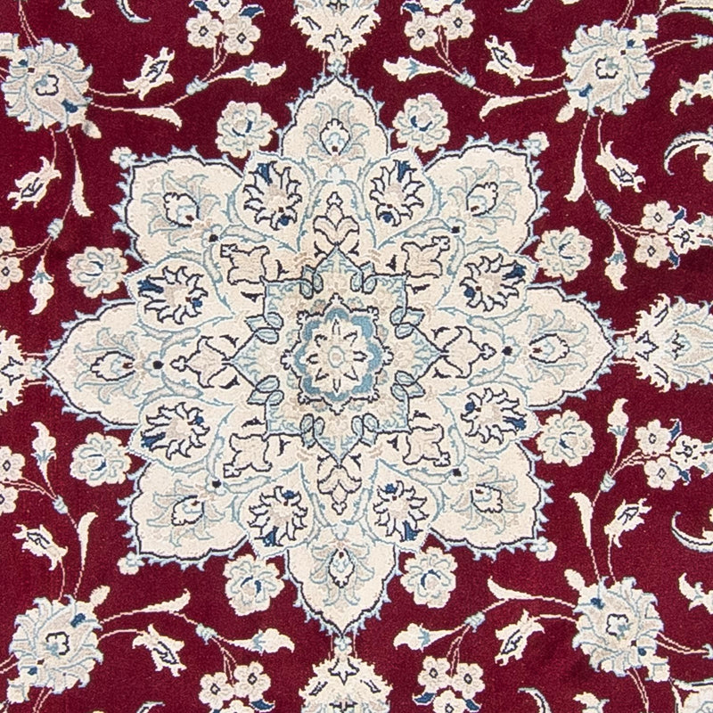 Nain Teppe 240x240cm - Persisk teppe
