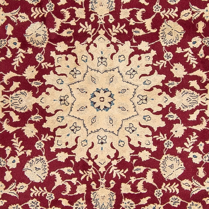 Nain Teppe 242x242cm - Persisk teppe
