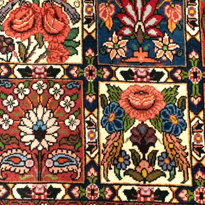 Bakhtiari Teppe 136x200cm - Persisk teppe