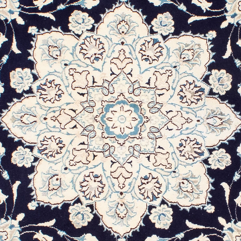 Nain Teppe 243x243cm - Persisk teppe