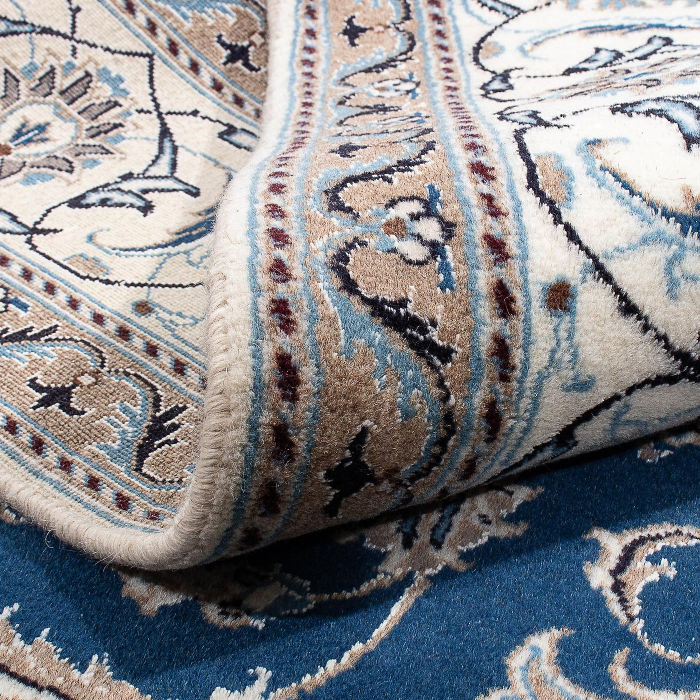 Nain Teppe 240x193cm - Persisk teppe