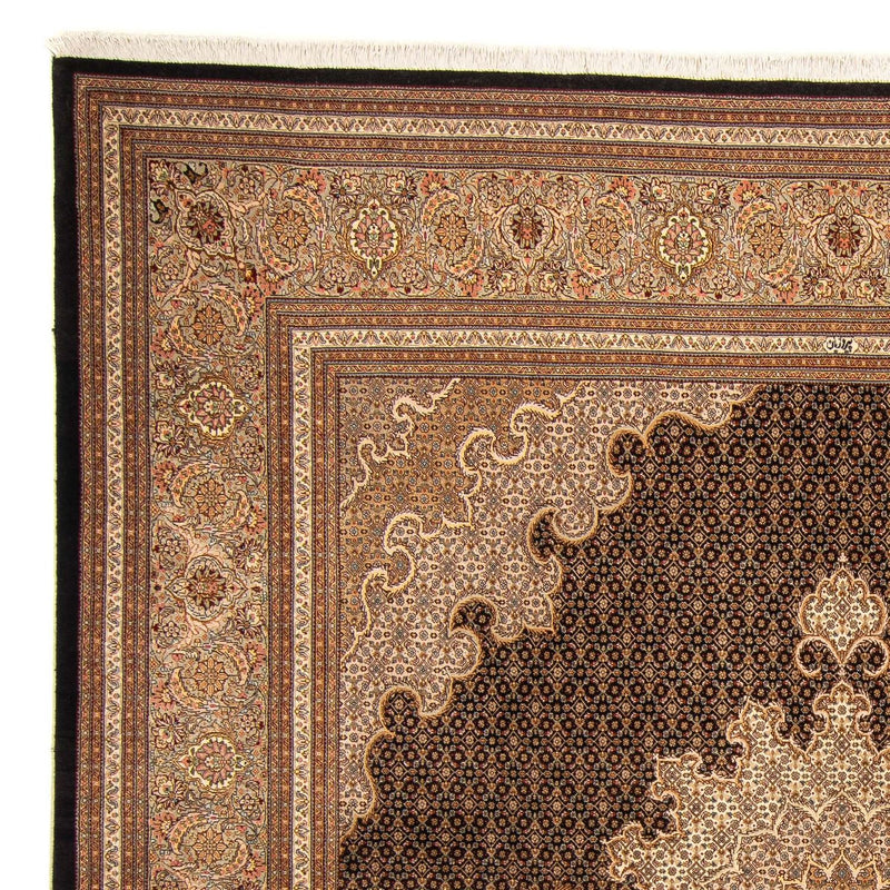 Tabriz Teppe 270x252cm - Persisk teppe
