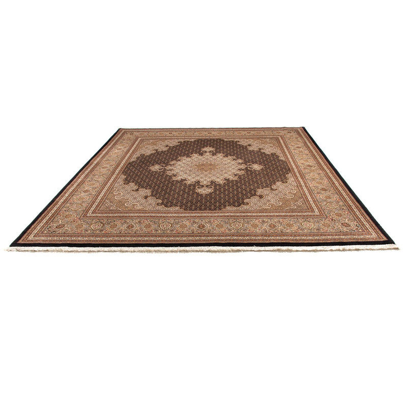 Tabriz Teppe 270x252cm - Persisk teppe