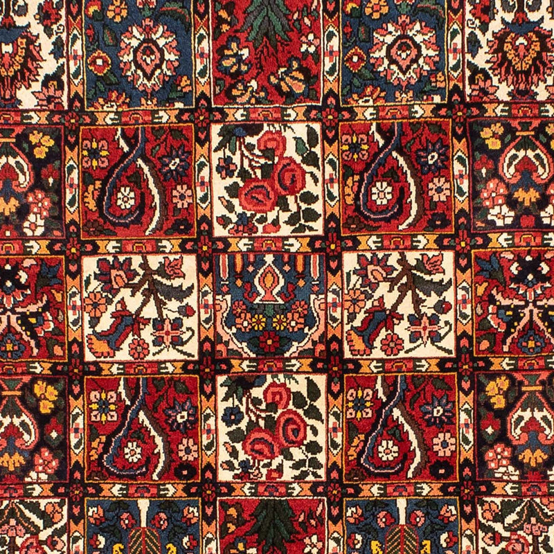 Bakhtiari Teppe 246x161cm - Persisk teppe