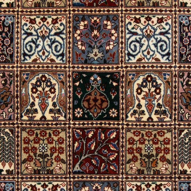 Persisk teppe - klassisk - 205 x 178 cm - flerfarget