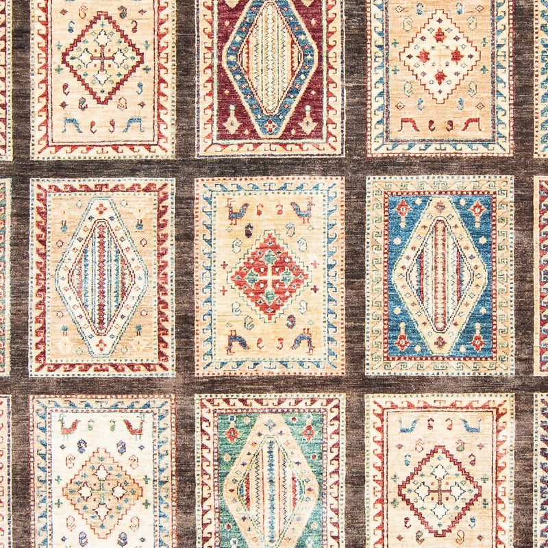 Bakhtiari Teppe 311x252cm - Orientalsk teppe
