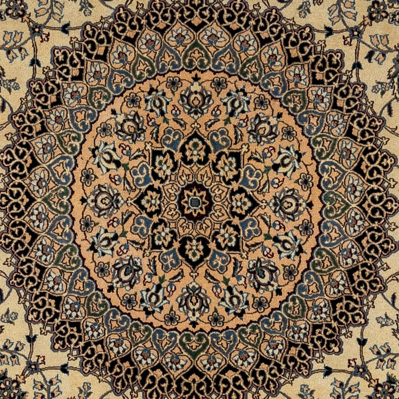 Nain Teppe 307x296cm - Persisk teppe